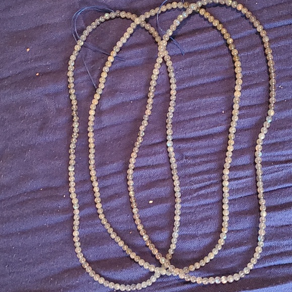 Labradorite Necklace - Picture 3 of 3